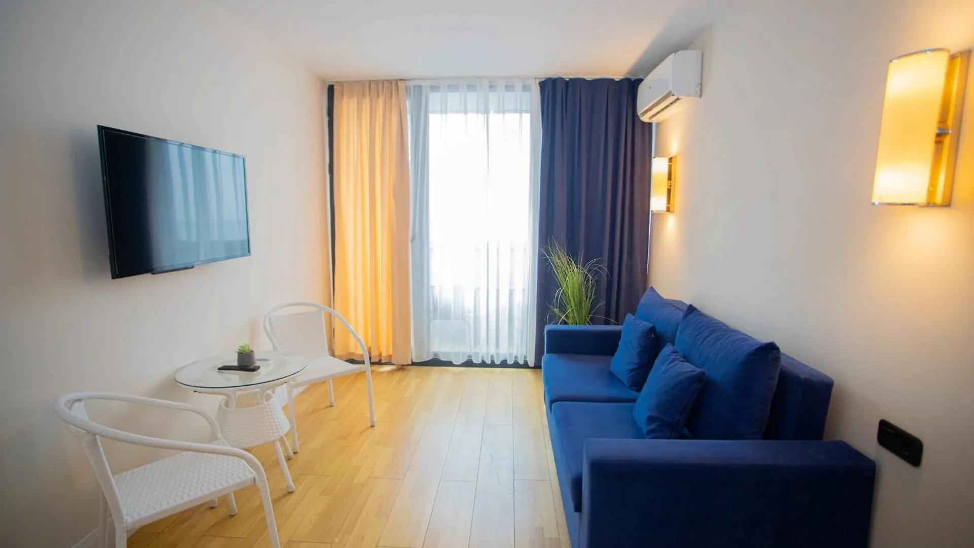 Batumi Orbi City Central Location Aparthotel 0*,  Grúzia